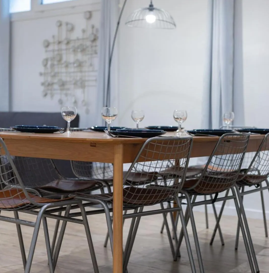 Apartment - Buttes Chaumont Botzaris Paris